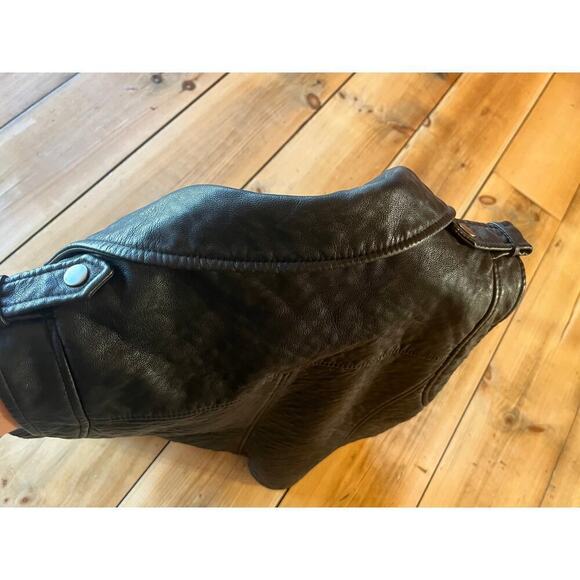 NWT! Sophie Max Women's Black Faux Leather Biker Punk Rock Vest Size Large - Picture 9 of 9